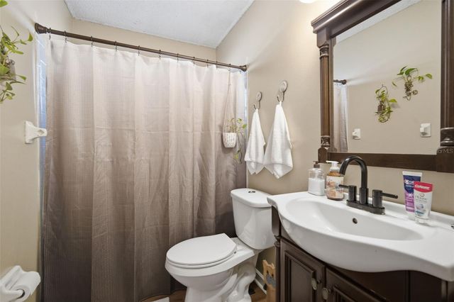 12461 HOBSON SIMMONS ROAD, Lithia, FL 33547