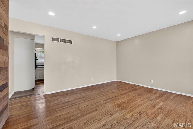 9999 Casa Rosa Drive, Affton, MO 63123