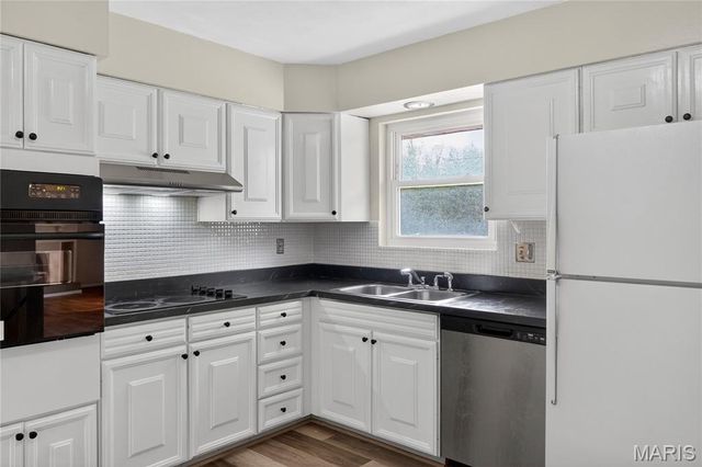 9999 Casa Rosa Drive, Affton, MO 63123