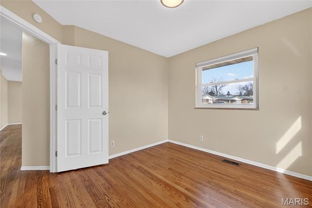 9999 Casa Rosa Drive, Affton, MO 63123