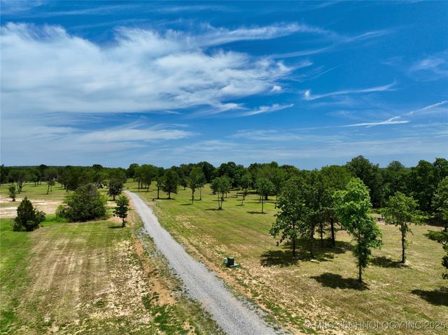 11 Kathy Lane, Eufaula, OK 74432