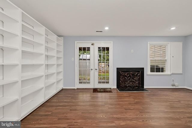 11613 PLEASANT MEADOW DR, North Potomac, MD 20878