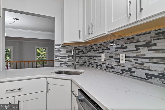 11613 PLEASANT MEADOW DR, North Potomac, MD 20878