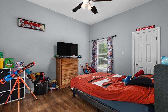 3206 Carrie Ln, Longview, TX 75602