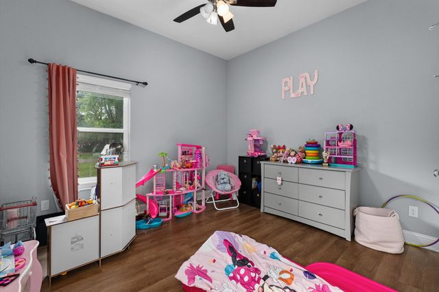 3206 Carrie Ln, Longview, TX 75602