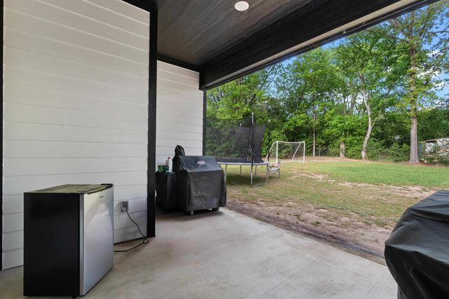 3206 Carrie Ln, Longview, TX 75602