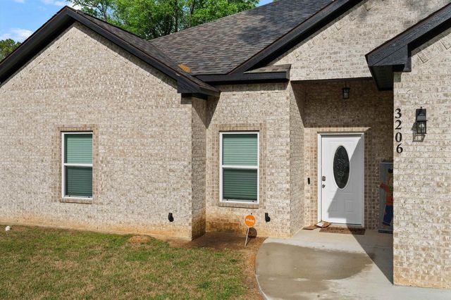 3206 Carrie Ln, Longview, TX 75602