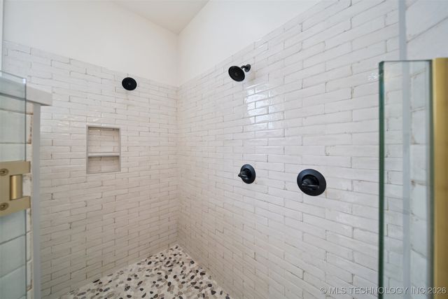 22755 Woodridge Drive, Claremore, OK 74019