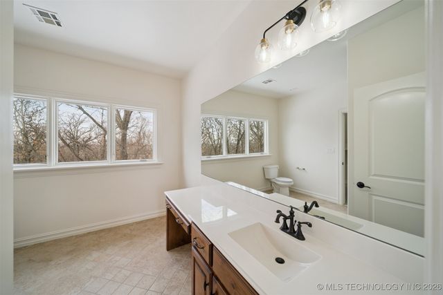 22755 Woodridge Drive, Claremore, OK 74019