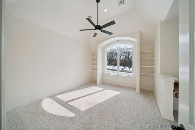 22755 Woodridge Drive, Claremore, OK 74019