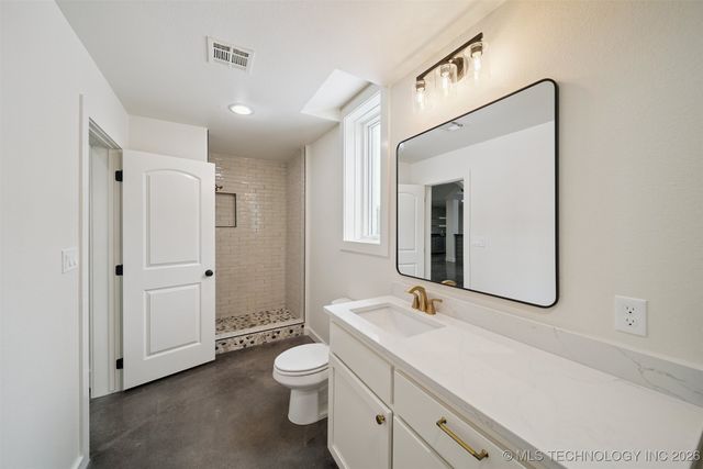 22755 Woodridge Drive, Claremore, OK 74019