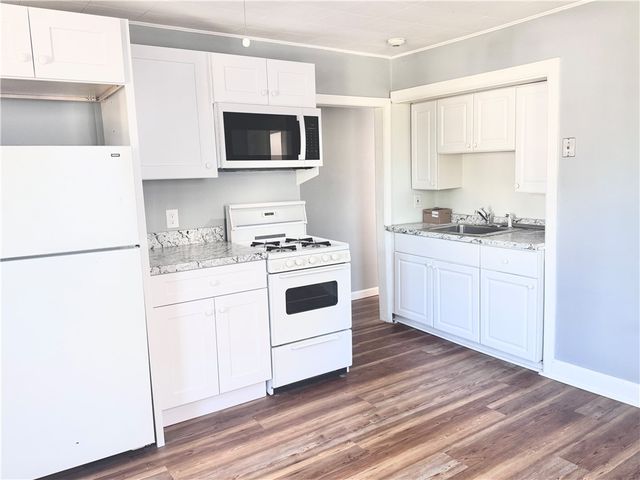 89 Warren Avenue 2, East Providence, RI 02914