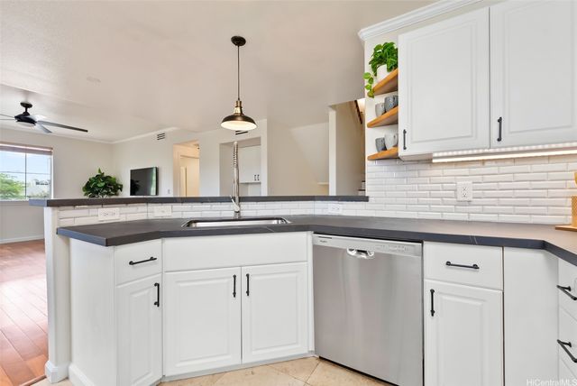 7018 Hawaii Kai Drive 312, Honolulu, HI 96825