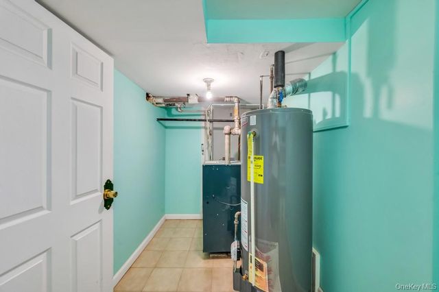 85-50 160th Street, Jamaica Hills, NY 11432