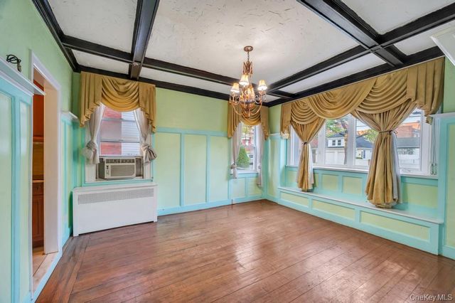 85-50 160th Street, Jamaica Hills, NY 11432