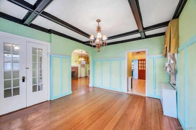 85-50 160th Street, Jamaica Hills, NY 11432