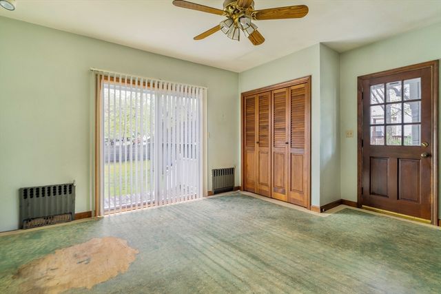 5 Washington St, Stoneham, MA 02180