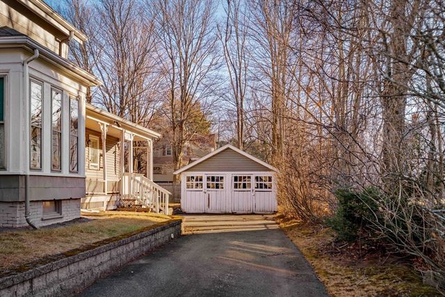 5 Washington St, Stoneham, MA 02180