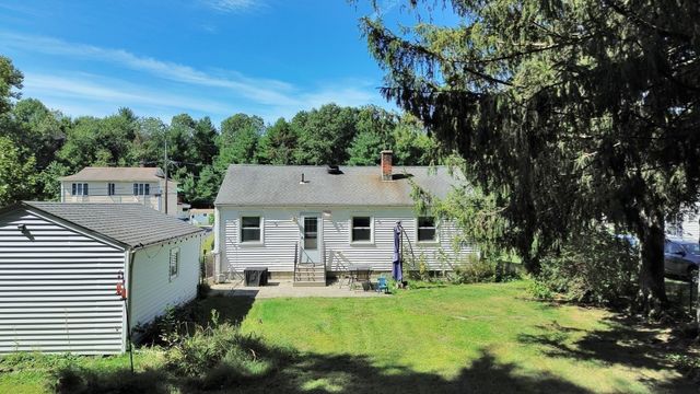 59 Holland Dr, East Longmeadow, MA 01028