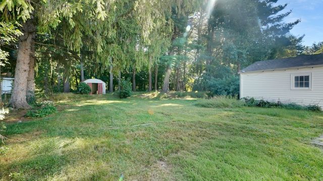 59 Holland Dr, East Longmeadow, MA 01028