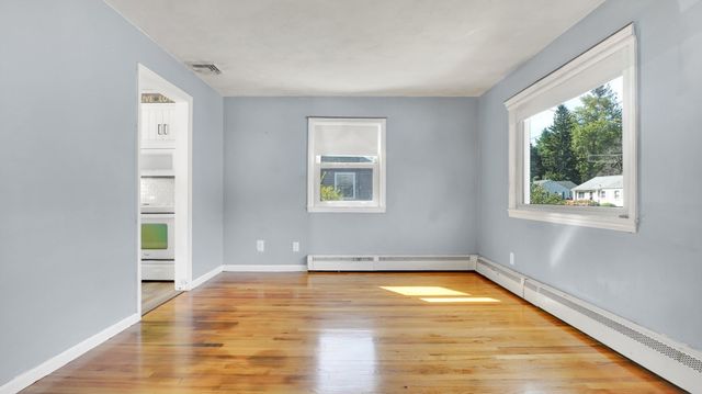 59 Holland Dr, East Longmeadow, MA 01028