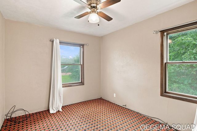 15 E 35th Street, Holland, MI 49423