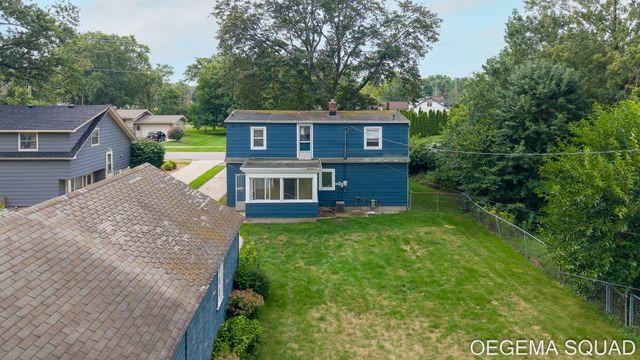 15 E 35th Street, Holland, MI 49423
