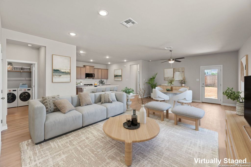 12031 Grasbauer, San Antonio, TX 78253