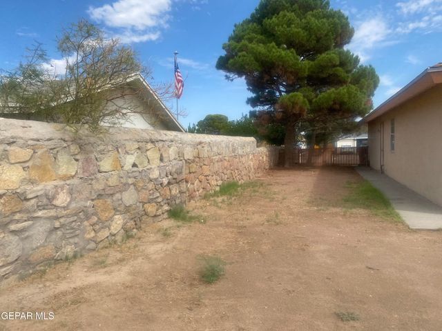 15312 MINERAL Court, Horizon City, TX 79928