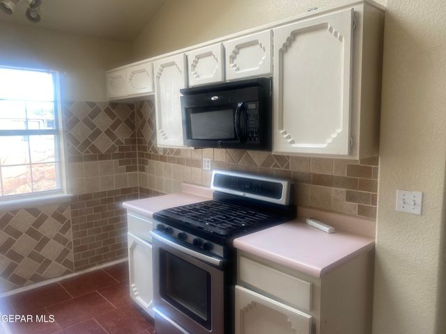 15312 MINERAL Court, Horizon City, TX 79928
