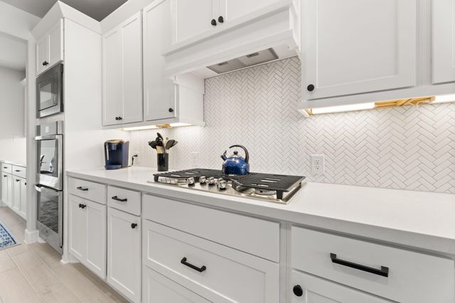 454 Patina Drive, Montgomery, TX 77316