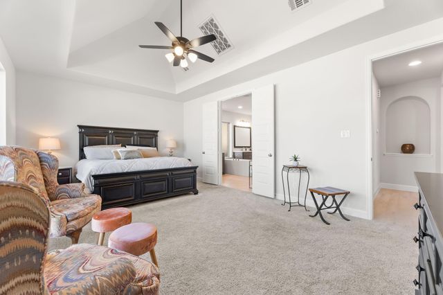 454 Patina Drive, Montgomery, TX 77316