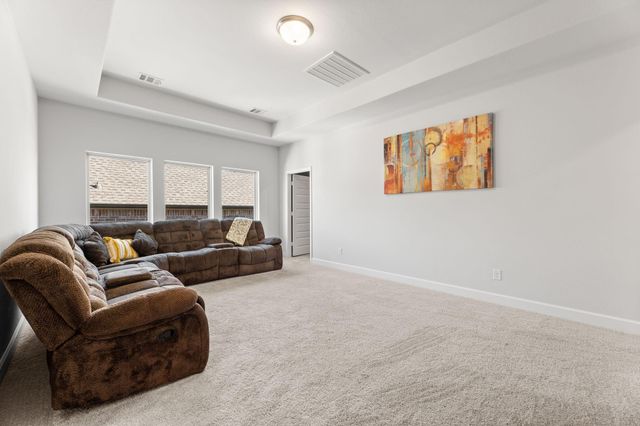 454 Patina Drive, Montgomery, TX 77316