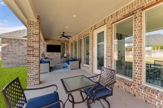 454 Patina Drive, Montgomery, TX 77316