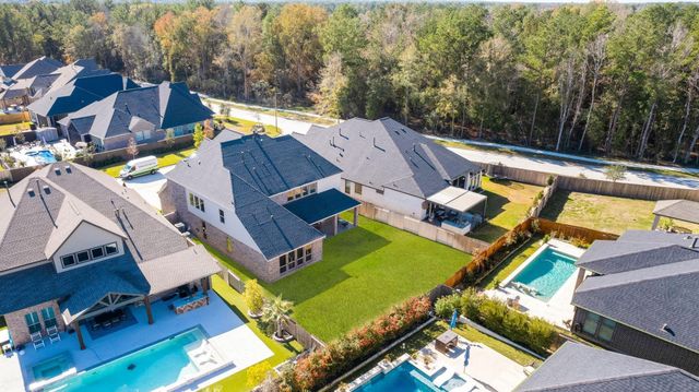 454 Patina Drive, Montgomery, TX 77316