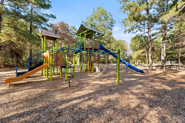 454 Patina Drive, Montgomery, TX 77316