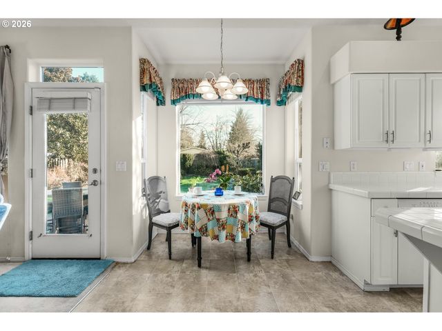 30828 Sw ORCHARD Dr, Wilsonville, OR 97070