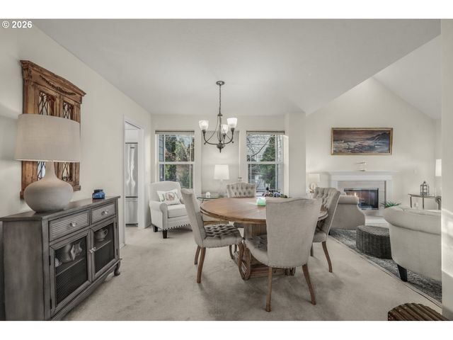 30828 Sw ORCHARD Dr, Wilsonville, OR 97070