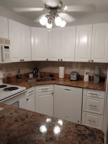 640 Snug Harbor Drive F3, Boynton Beach, FL 33435