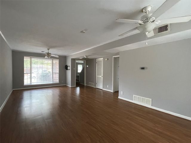 1310 Doncaster Street, Irving, TX 75062