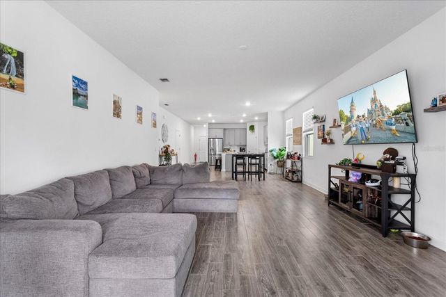 1774 GOOD NEIGHBOR LOOP, Kissimmee, FL 34744