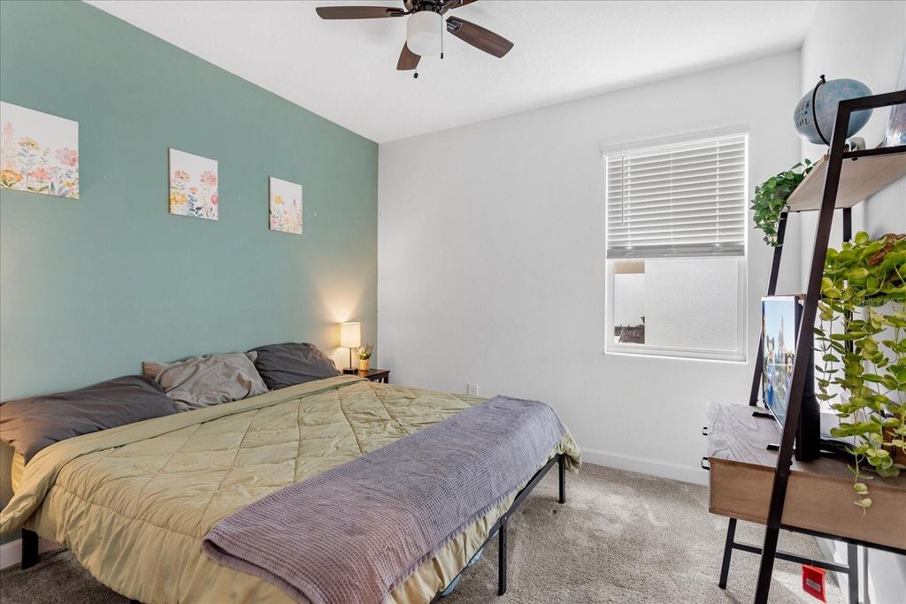 Image 21 of property listing at 1774 GOOD NEIGHBOR LOOP, Kissimmee, FL 34744