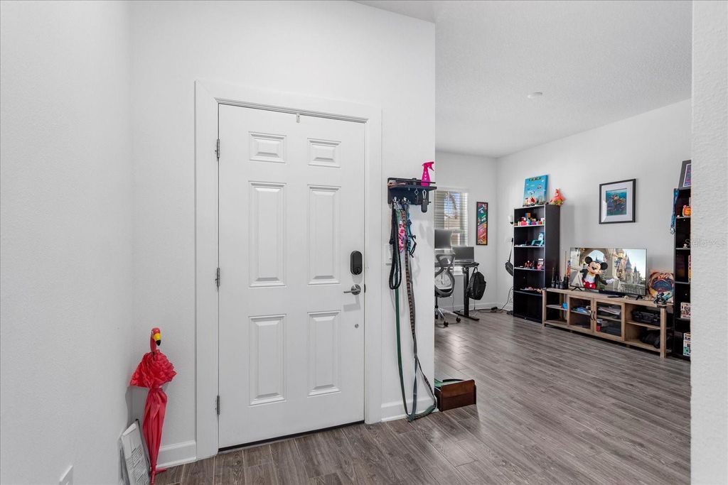 Image 4 of property listing at 1774 GOOD NEIGHBOR LOOP, Kissimmee, FL 34744