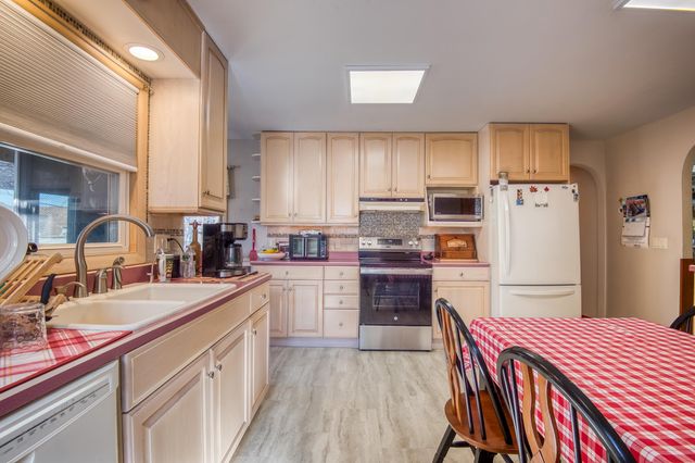 19 Jasper Street, Berlin, NH 03570