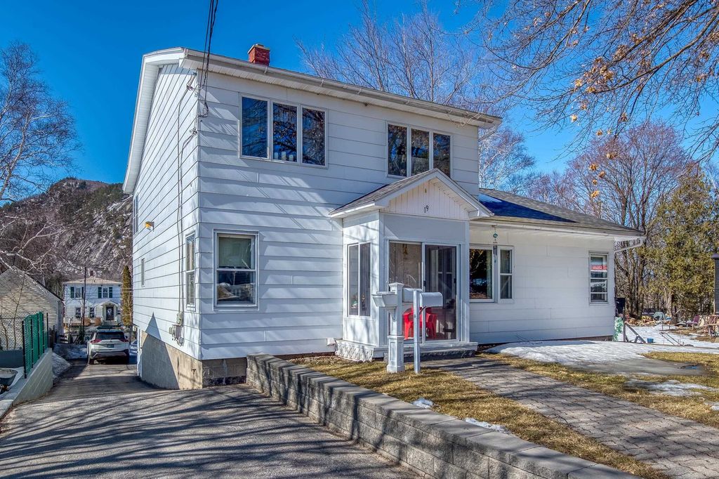 19 Jasper Street, Berlin, NH 03570