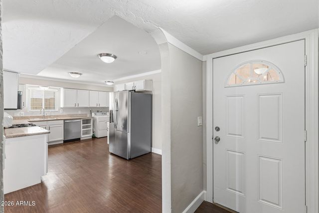 1823 E BROOKDALE Street, Mesa, AZ 85203