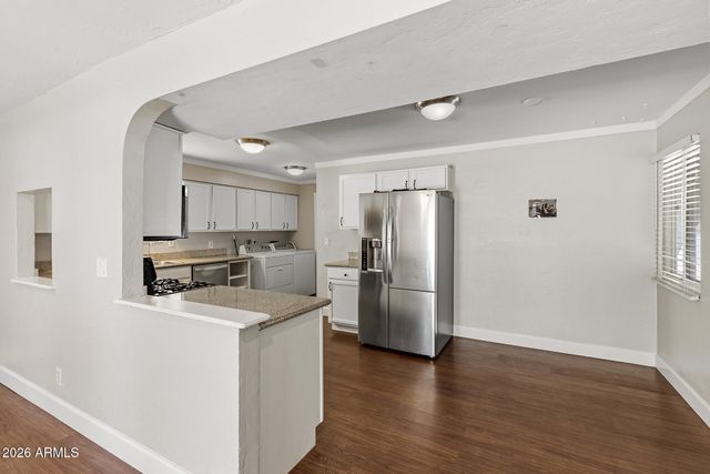1823 E BROOKDALE Street, Mesa, AZ 85203
