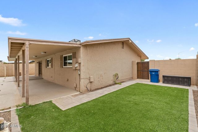 1823 E BROOKDALE Street, Mesa, AZ 85203