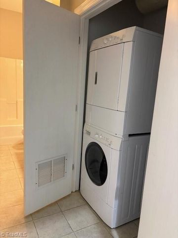 220 W Market Street 103, Greensboro, NC 27401