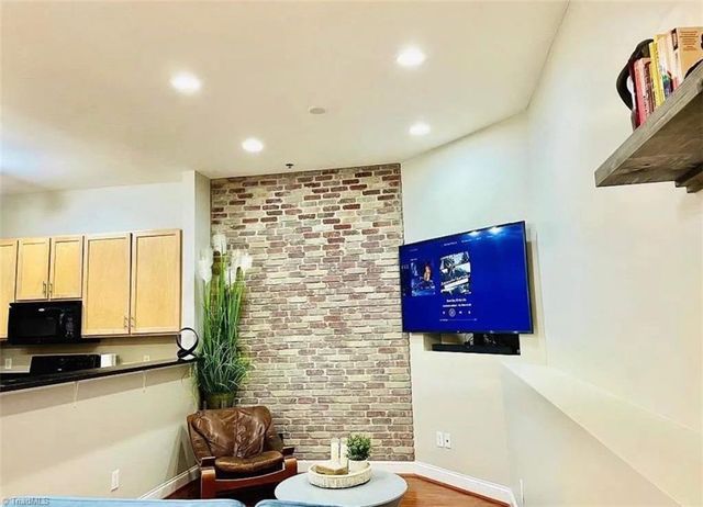 220 W Market Street 103, Greensboro, NC 27401